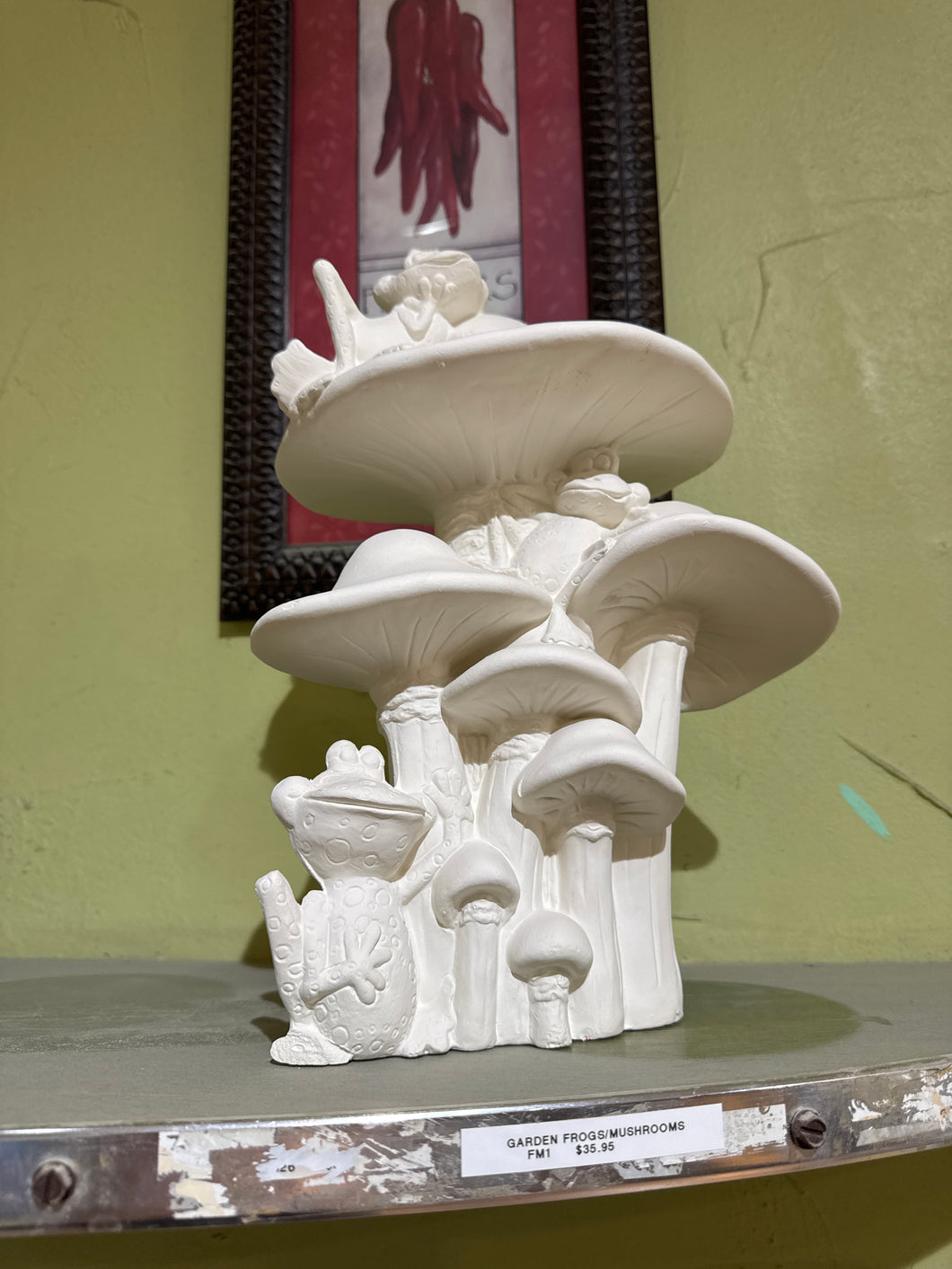 Garden frogs/mushrooms